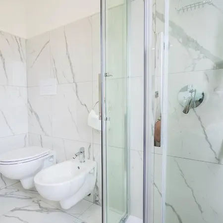 Bed & Breakfast White Bike 3*
